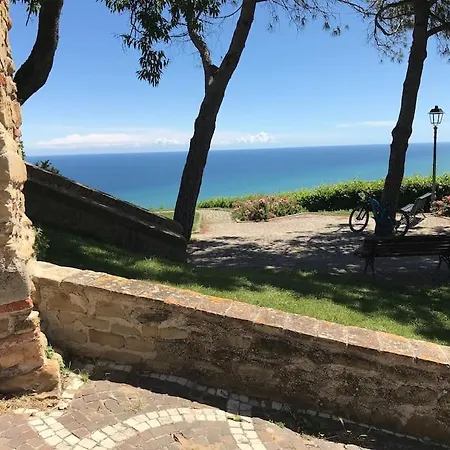 La Canonica Di Focara Fiorenzuola di Focara